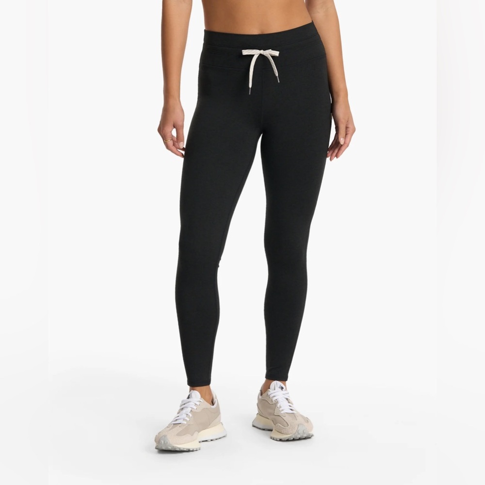 Vuori Halo Black Leggings with Drawstring